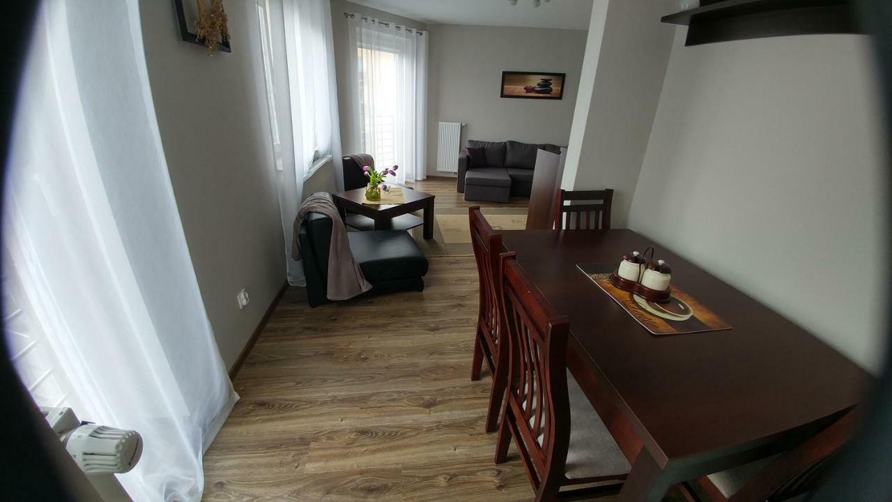 Polhouse Apartamenty Ряшів Екстер'єр фото