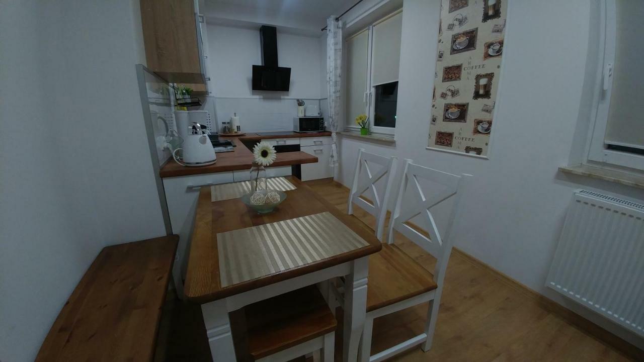 Polhouse Apartamenty Ряшів Екстер'єр фото